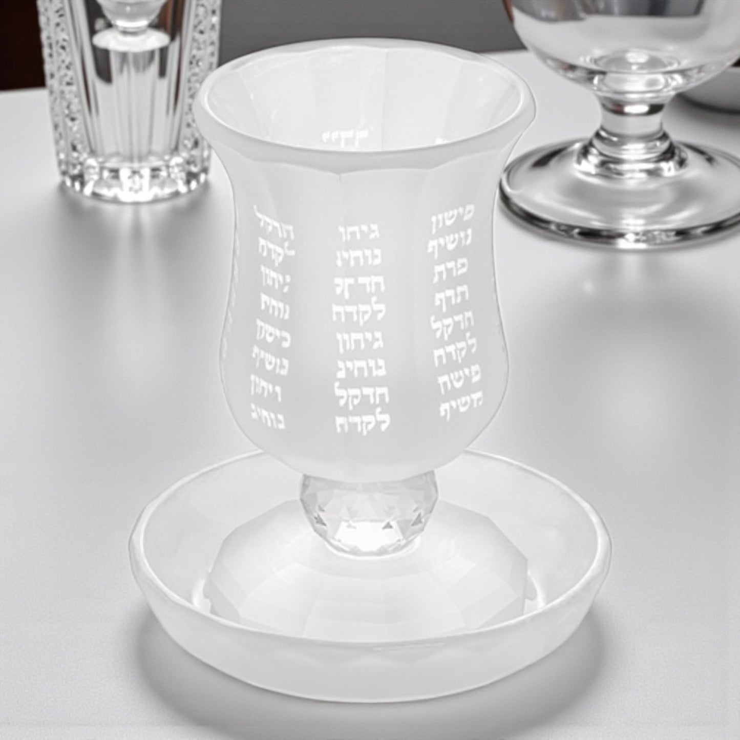 Crystal Kiddush Cup with Stem – Elegant Design, 13 cm