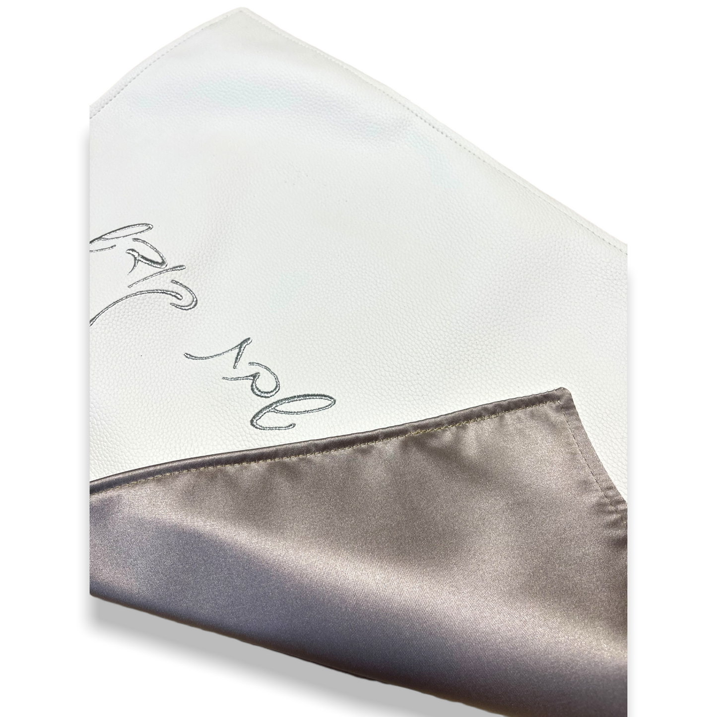 faux leather embroidered challah cover Lichvod shabbat kodesh White