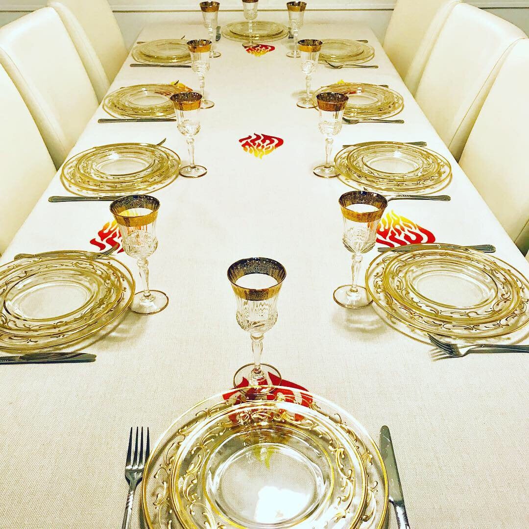 Ha esh sheli breslev tablecloth original design by Broderies de France. - Broderies De France USA